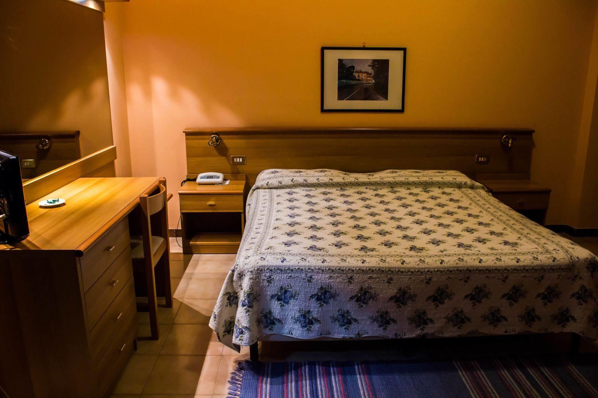 Hotel Salus Salice Terme Ngoại thất bức ảnh