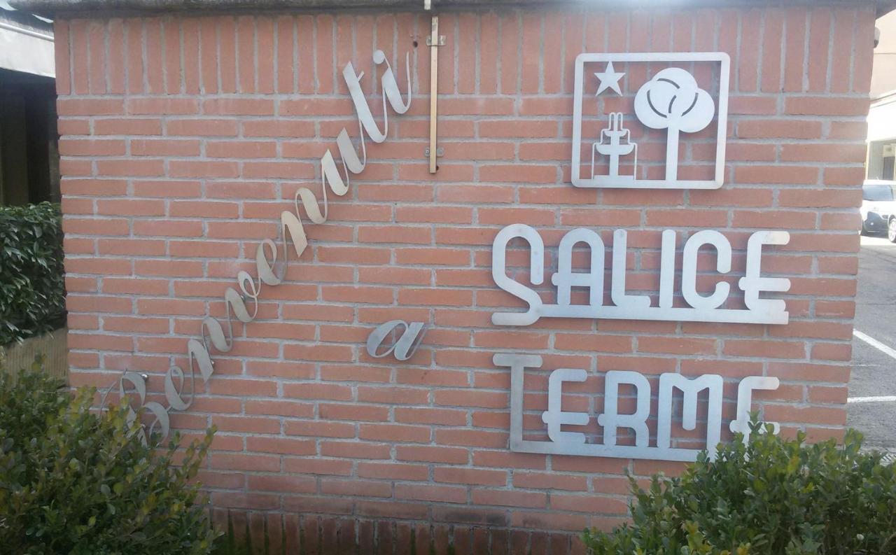 Hotel Salus Salice Terme Ngoại thất bức ảnh